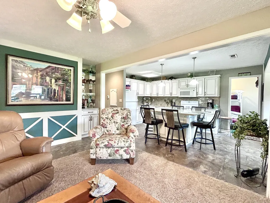 45-3 Woodson Bend Resort Bronston KY 42518