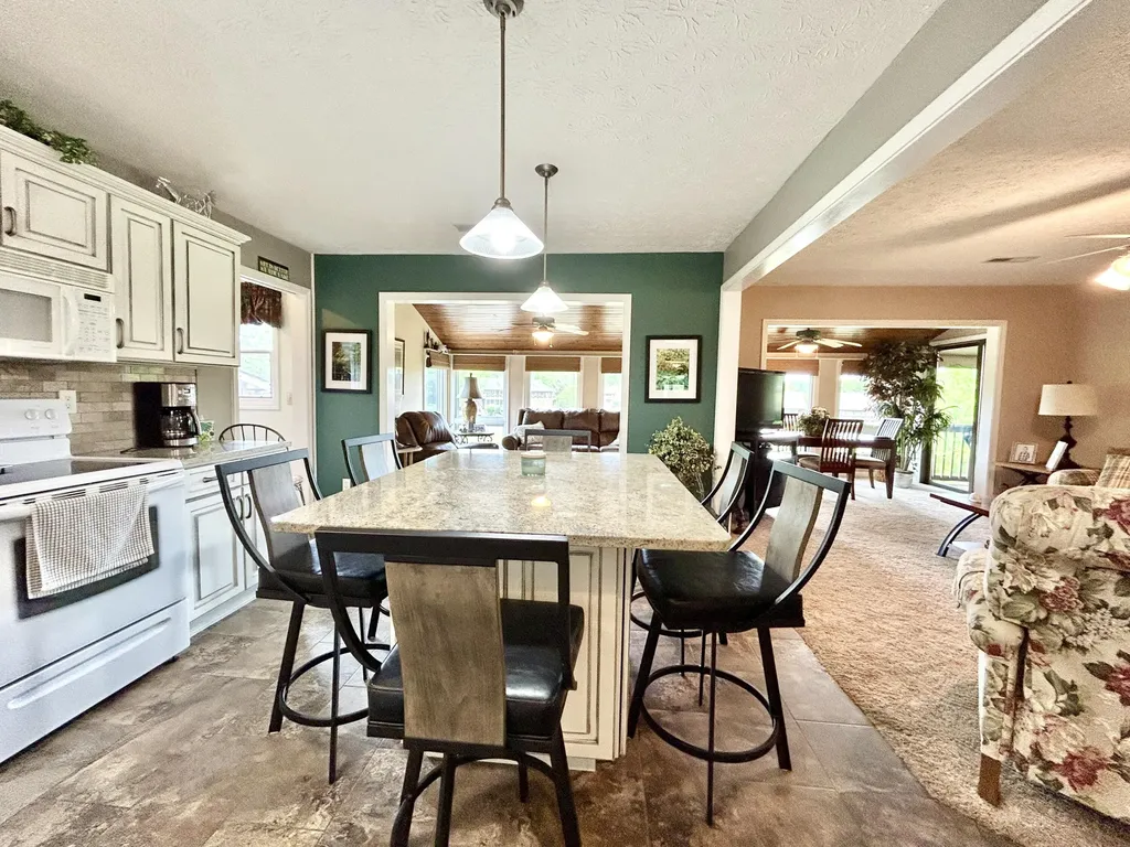 45-3 Woodson Bend Resort Bronston KY 42518
