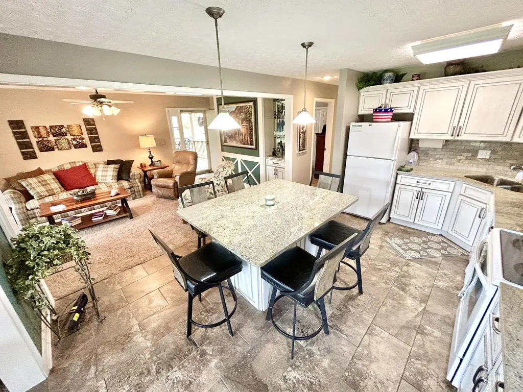 45-3 Woodson Bend Resort Bronston KY 42518
