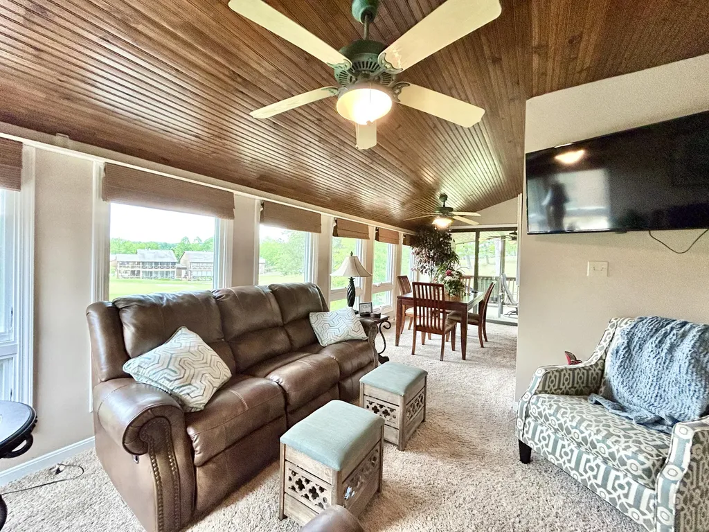 45-3 Woodson Bend Resort Bronston KY 42518