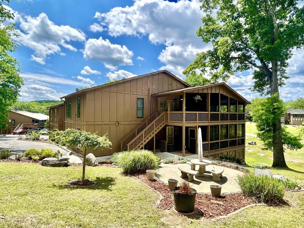 45-3 Woodson Bend Resort Bronston KY 42518