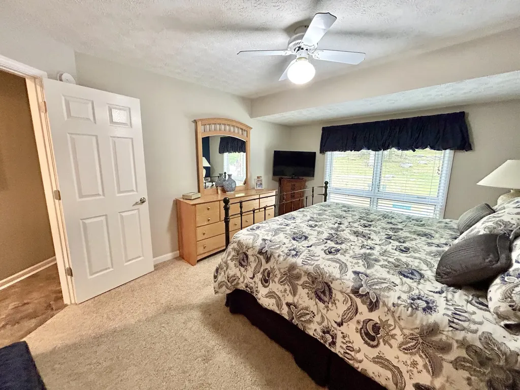 45-3 Woodson Bend Resort Bronston KY 42518