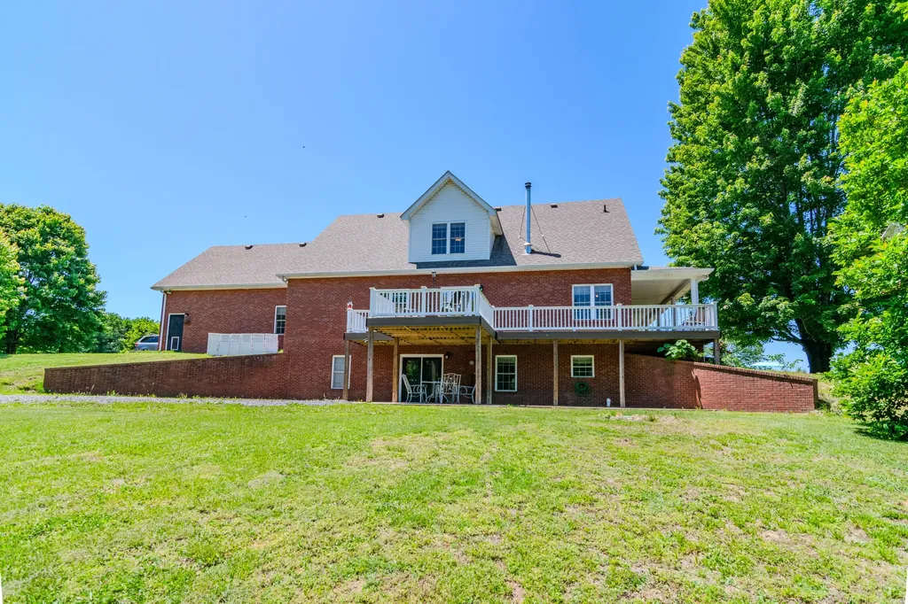 200 English Lane Columbia KY 42728