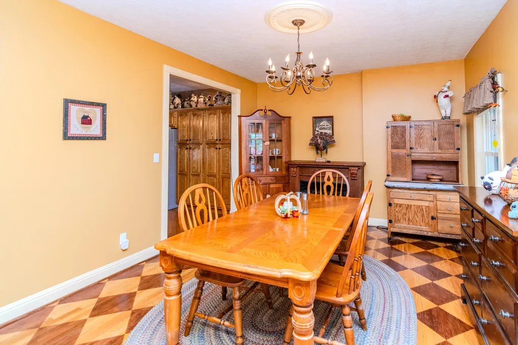 200 English Lane Columbia KY 42728