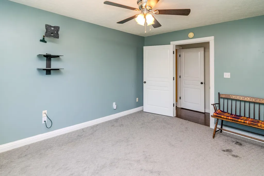200 English Lane Columbia KY 42728
