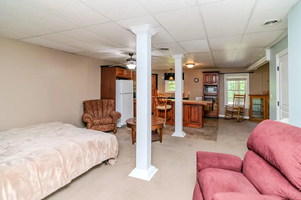 200 English Lane Columbia KY 42728