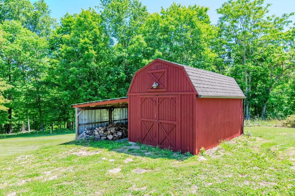 200 English Lane Columbia KY 42728