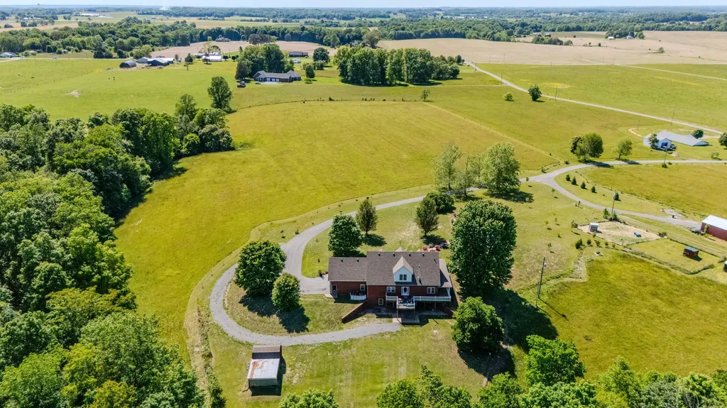 200 English Lane Columbia KY 42728