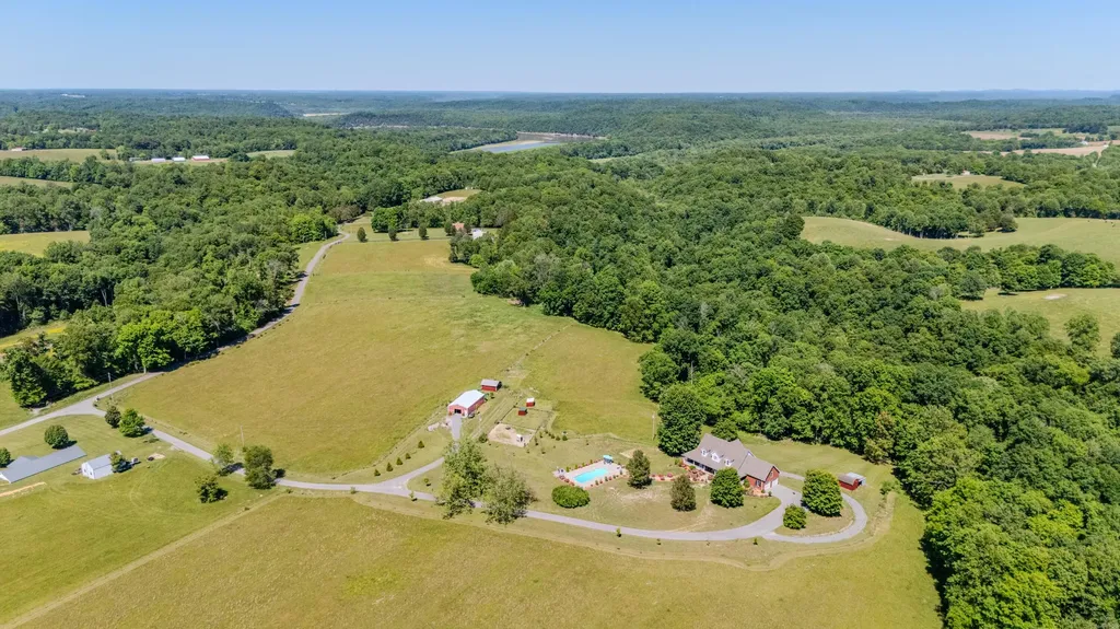 200 English Lane Columbia KY 42728