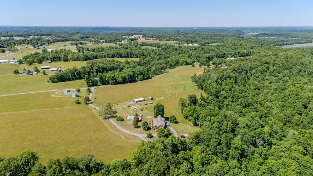200 English Lane Columbia KY 42728
