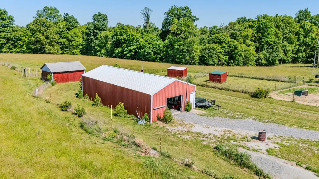 200 English Lane Columbia KY 42728