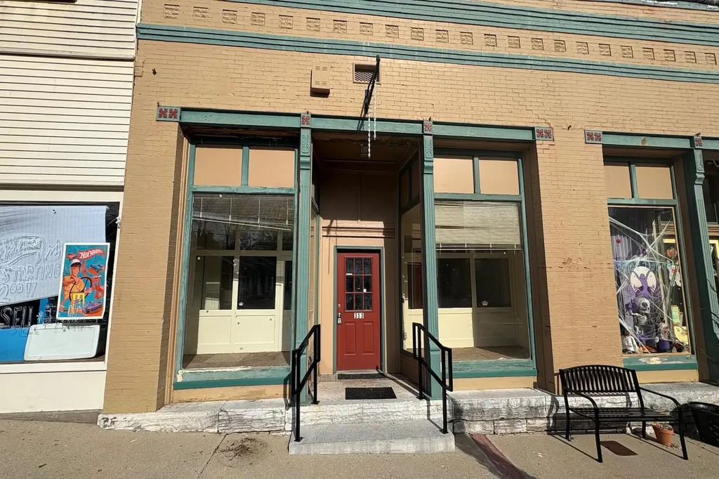313 E Main Street Wilmore KY 40390