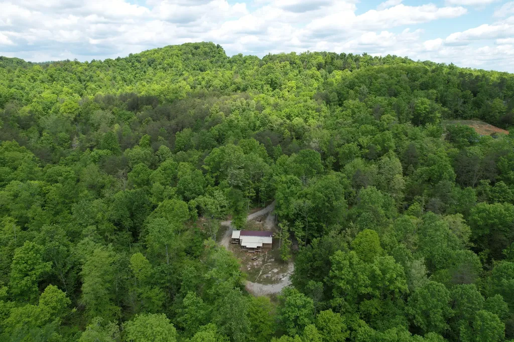 217 Ralph Troxell Road Monticello KY 42633