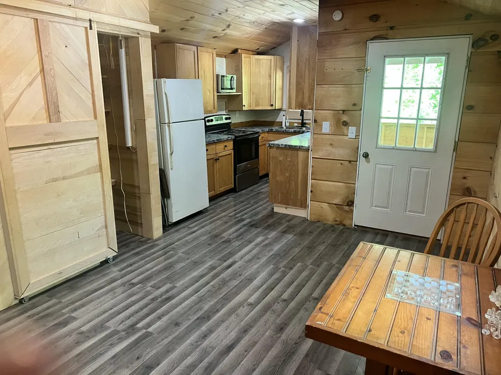 217 Ralph Troxell Road Monticello KY 42633