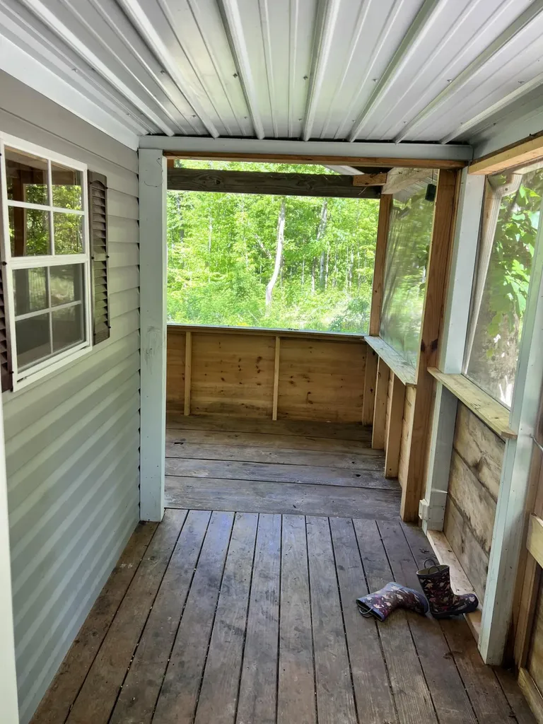 217 Ralph Troxell Road Monticello KY 42633