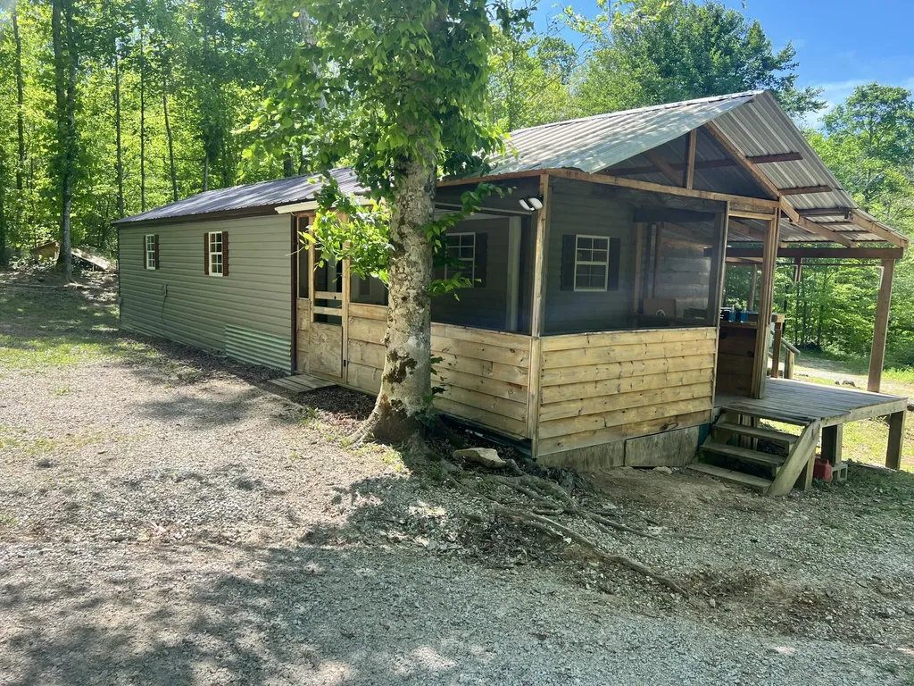217 Ralph Troxell Road Monticello KY 42633