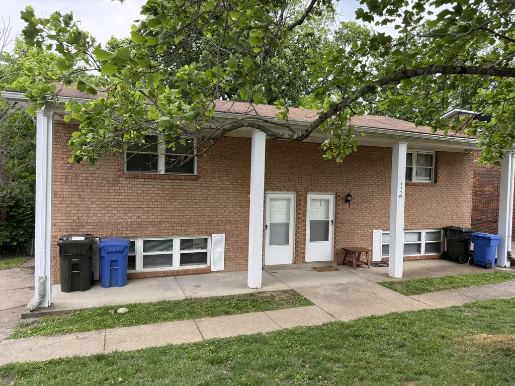 1179 Tatesbrook Drive Lexington KY 40517