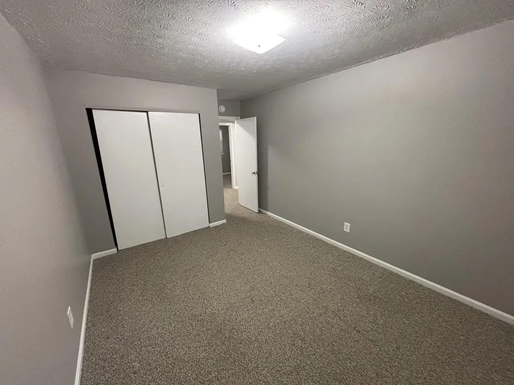 1179 Tatesbrook Drive Lexington KY 40517