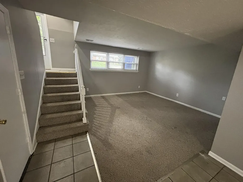 1179 Tatesbrook Drive Lexington KY 40517