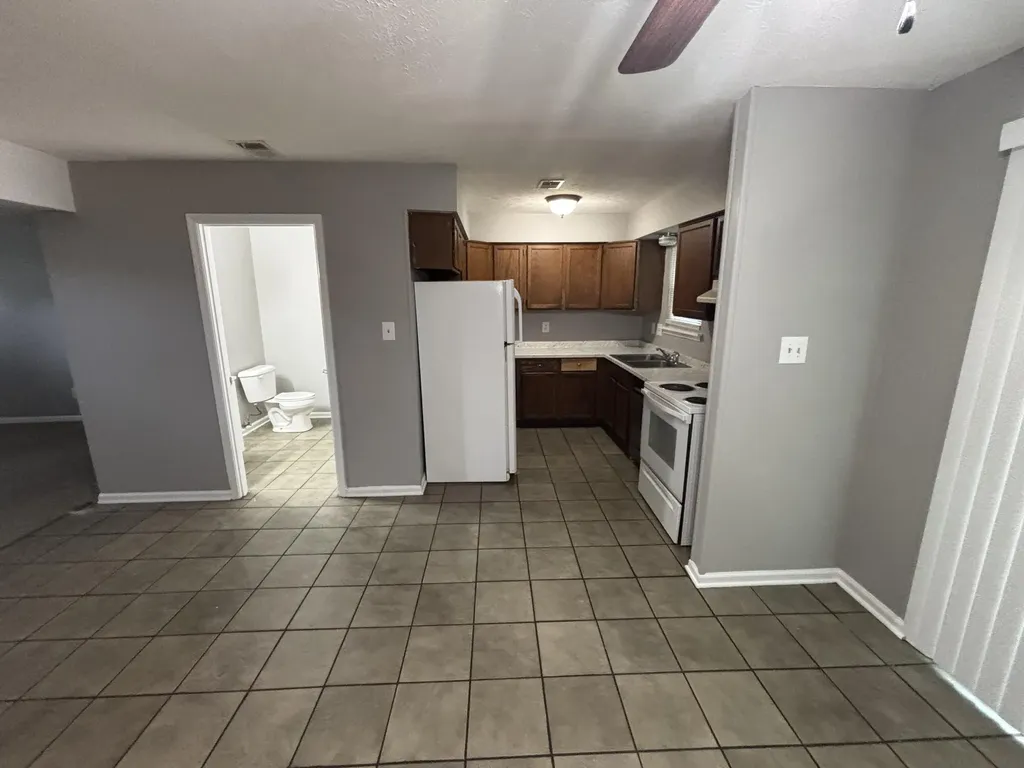 1179 Tatesbrook Drive Lexington KY 40517