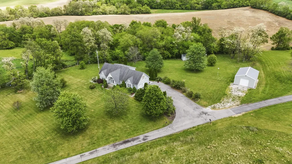 4872 Maysville Road Flemingsburg KY 41041