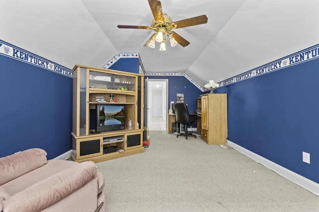 4872 Maysville Road Flemingsburg KY 41041