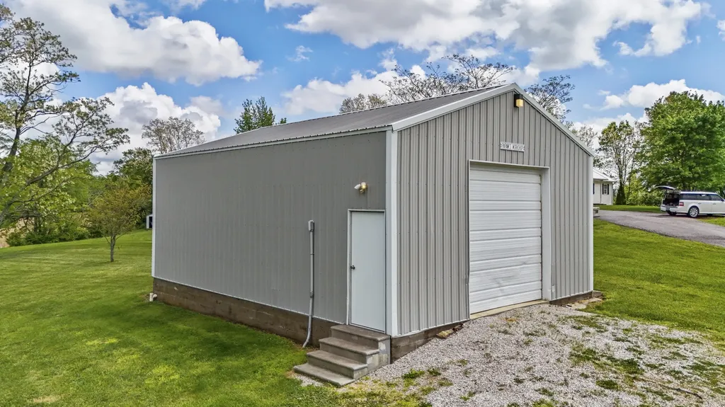 4872 Maysville Road Flemingsburg KY 41041