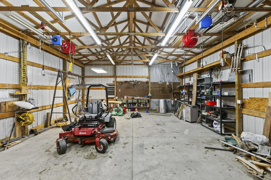 4872 Maysville Road Flemingsburg KY 41041