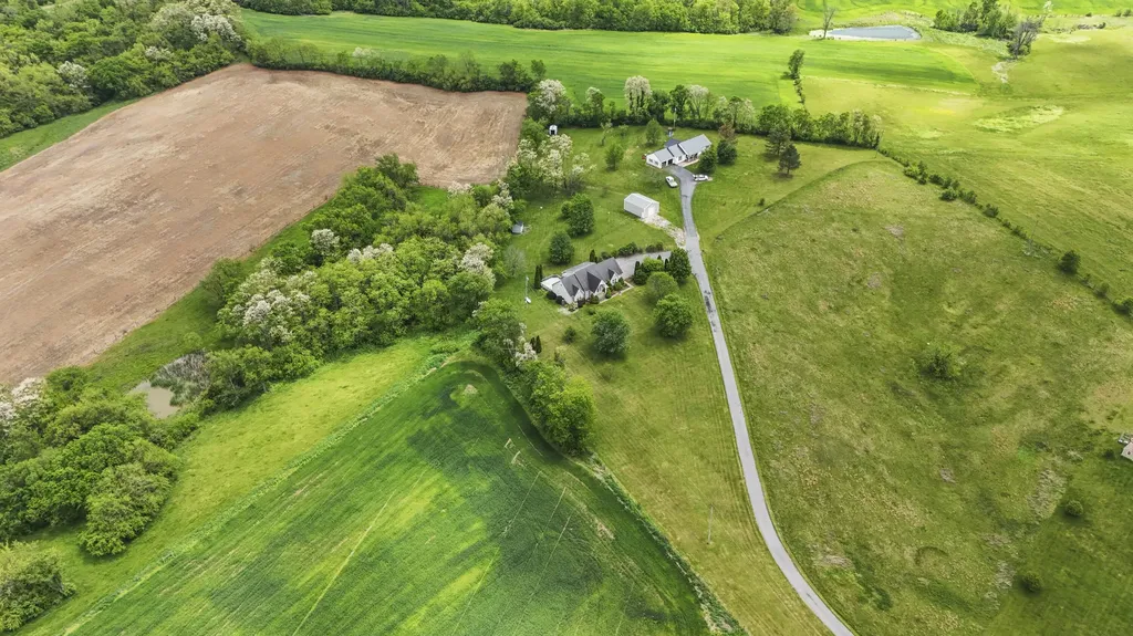 4872 Maysville Road Flemingsburg KY 41041