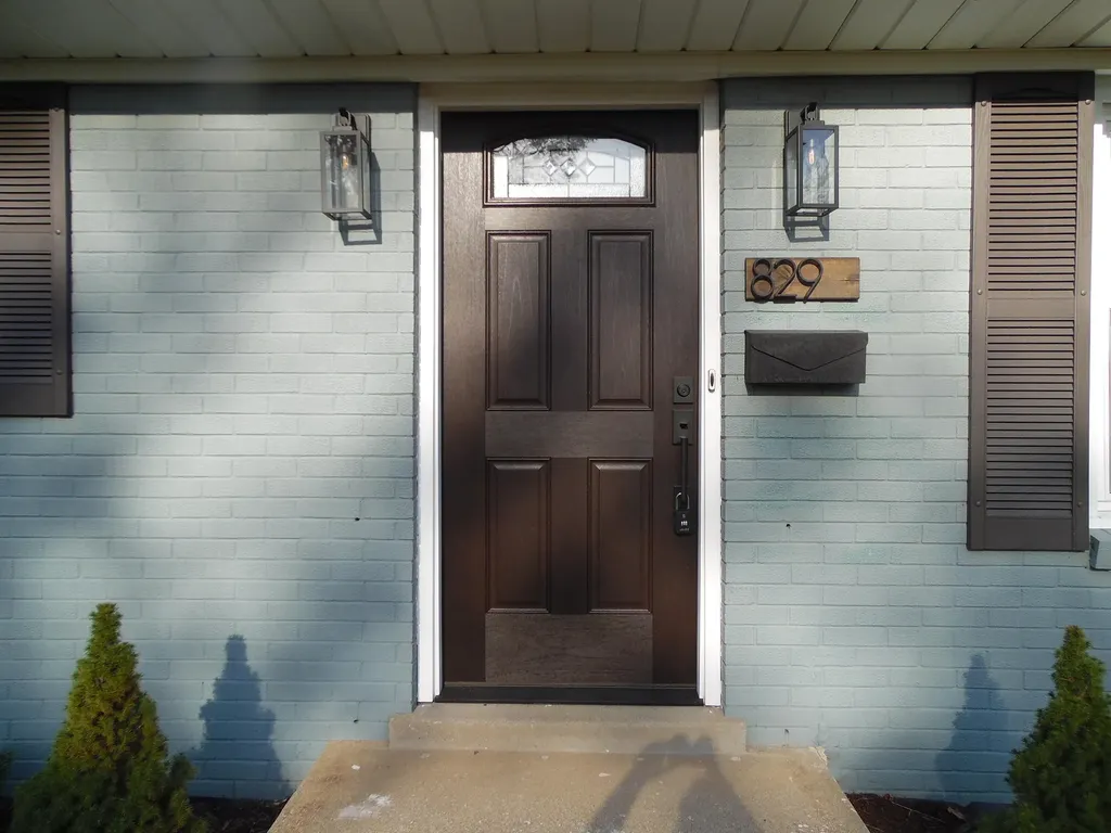 829 Laurel Hill Road Lexington KY 40504