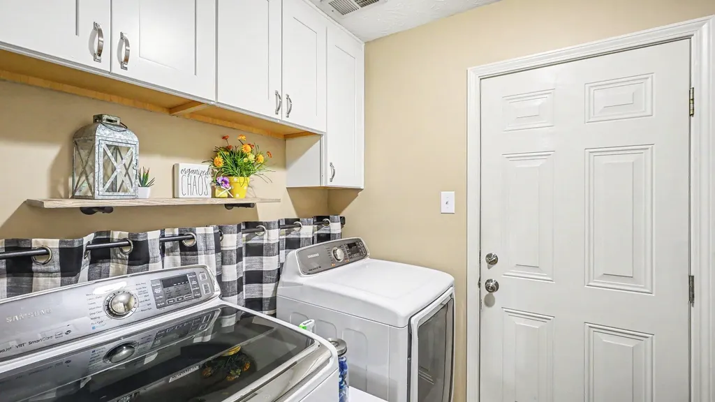 2228 Kenwood Drive Lexington KY 40509