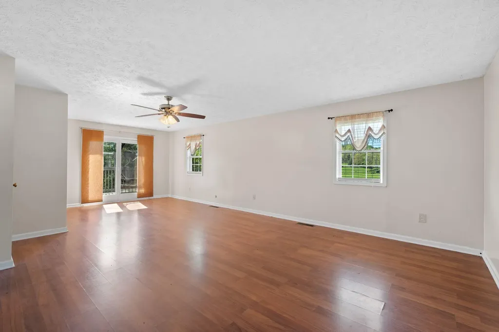 1065 Copper Creek Road Berea KY 40403