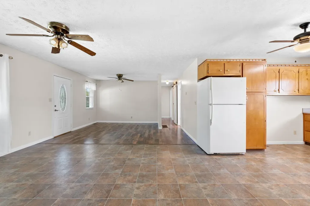 1065 Copper Creek Road Berea KY 40403