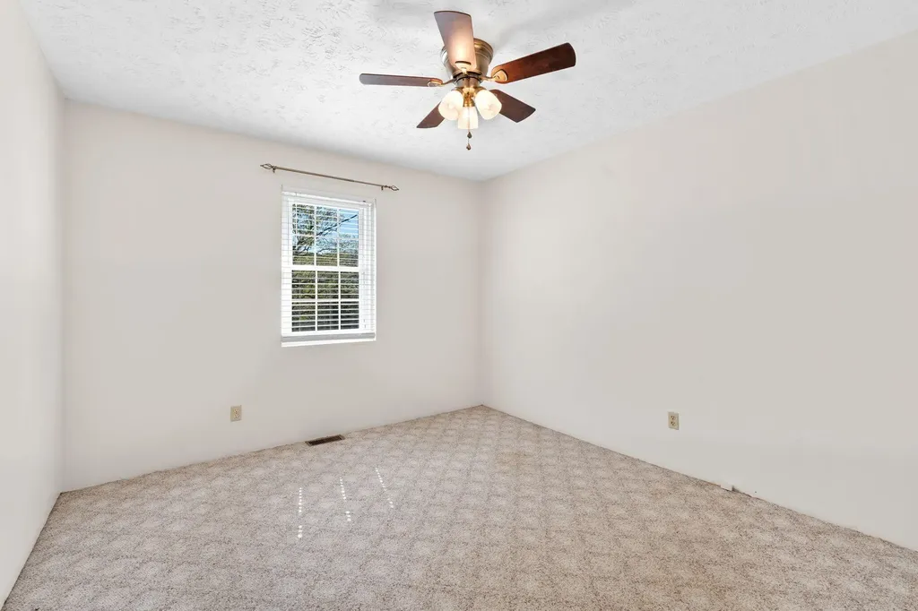 1065 Copper Creek Road Berea KY 40403