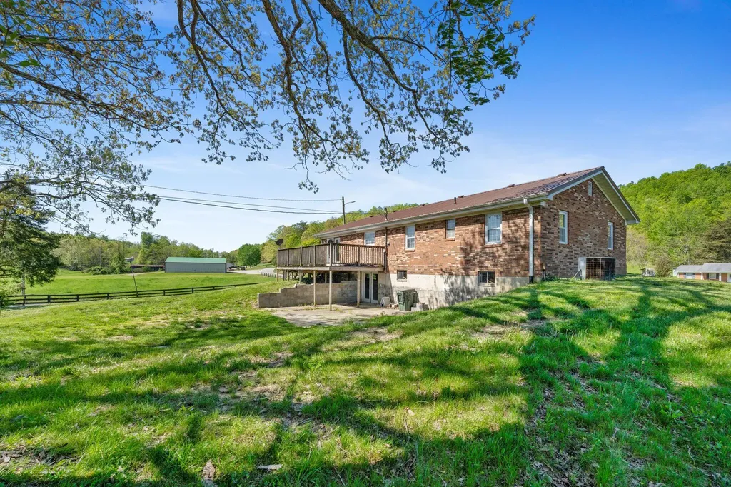 1065 Copper Creek Road Berea KY 40403