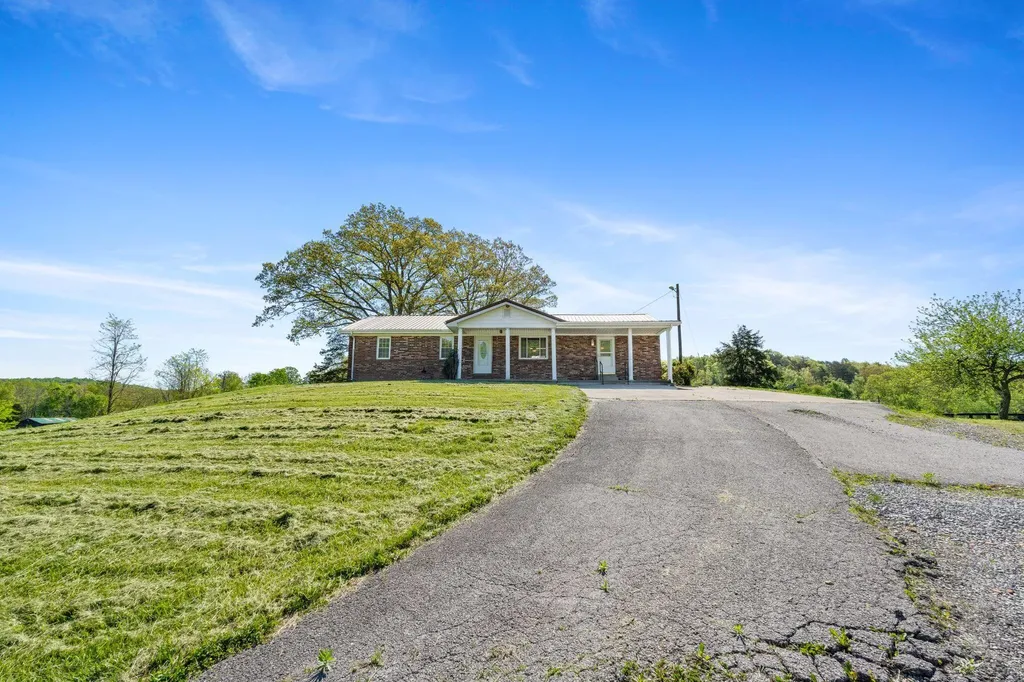 1065 Copper Creek Road Berea KY 40403