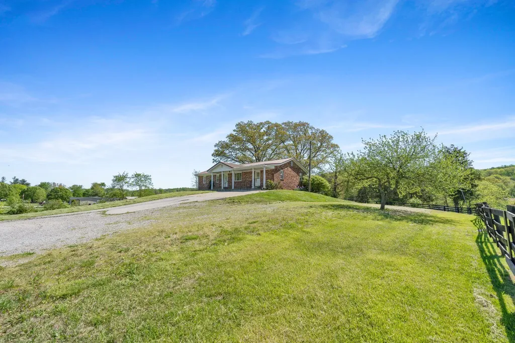 1065 Copper Creek Road Berea KY 40403