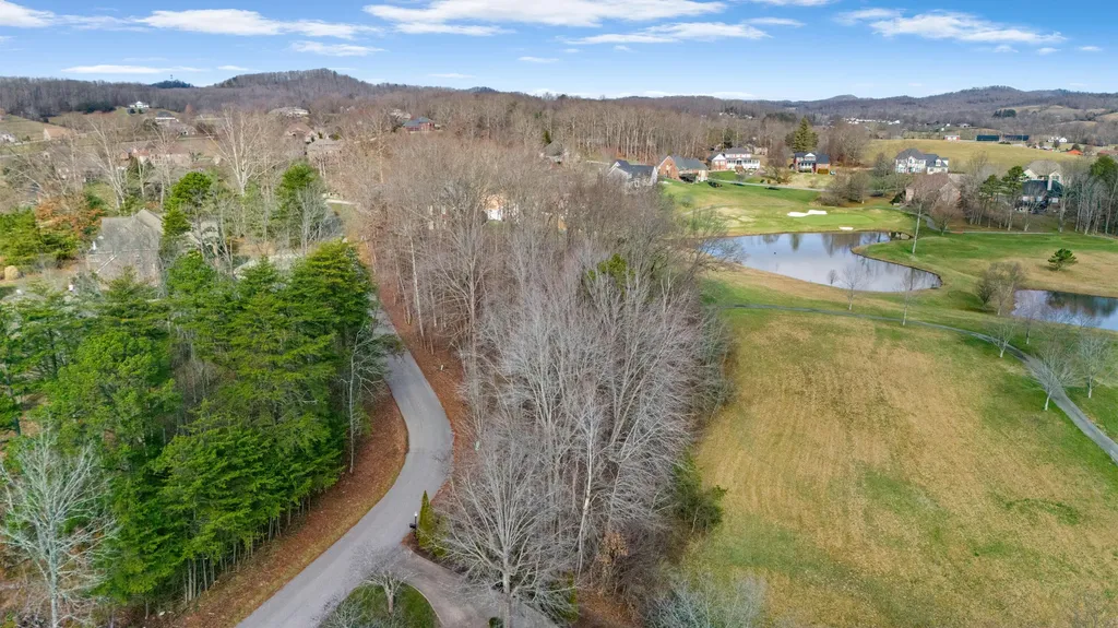 124 Beechwood Drive London KY 40744
