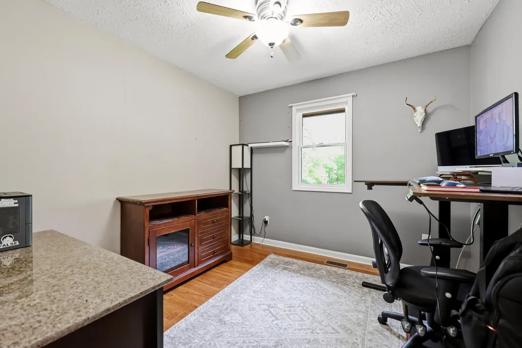 101 Gene White Lane Morehead KY 40351
