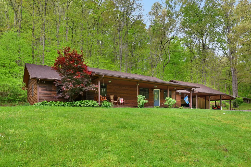 101 Gene White Lane Morehead KY 40351