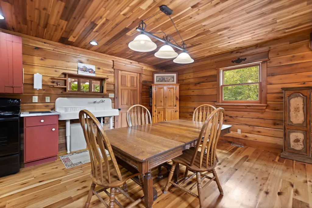 249 Diamond Lane Wallingford KY 41093