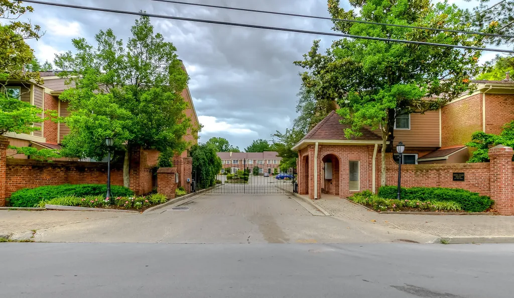 541 W Short Street Lexington KY 40507