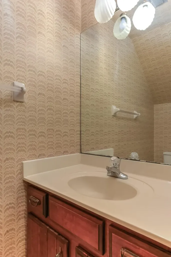 541 W Short Street Lexington KY 40507
