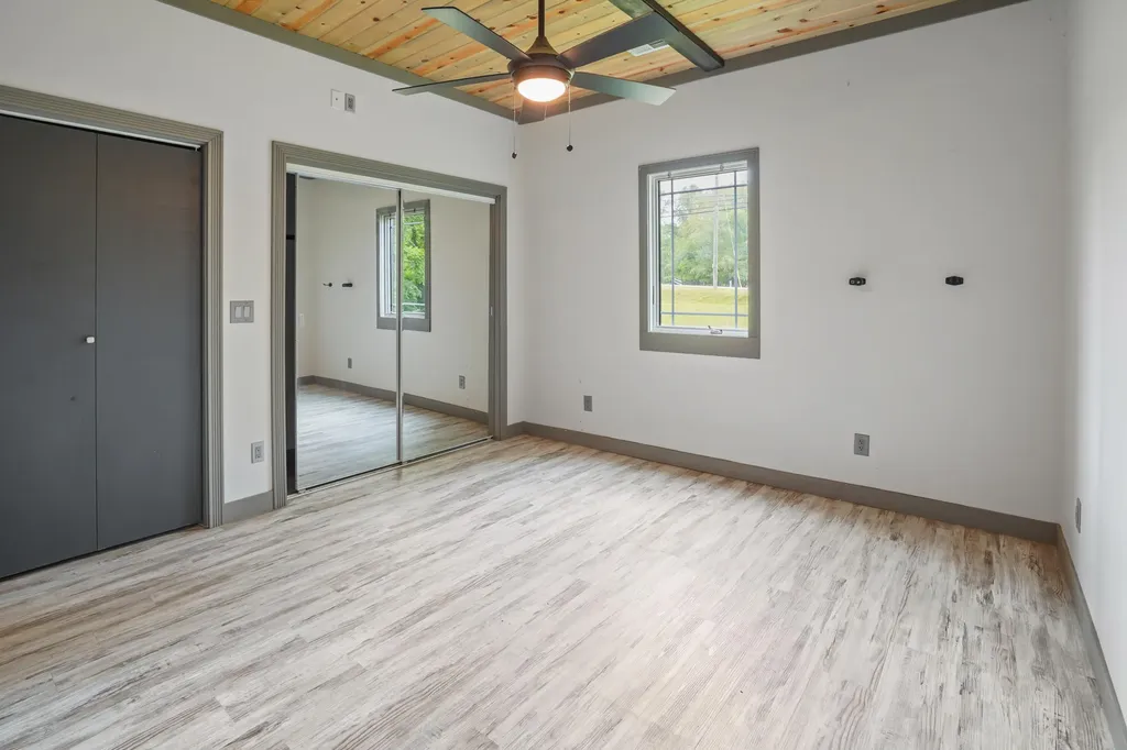 483 Kentucky 70 Eubank KY 42567