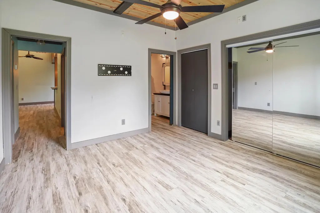 483 Kentucky 70 Eubank KY 42567