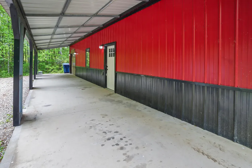 483 Kentucky 70 Eubank KY 42567