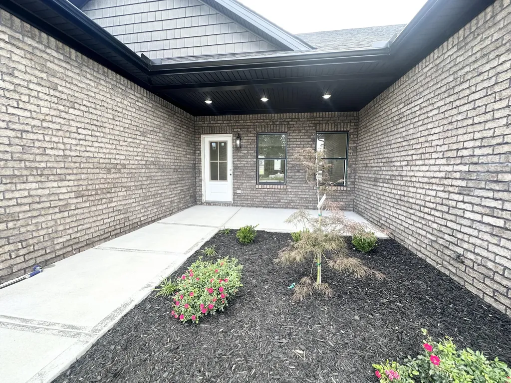 514 Chickasaw Drive Richmond KY 40475