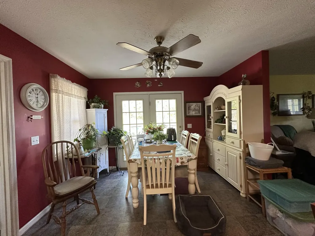 231 Cox Lane Williamsburg KY 40769
