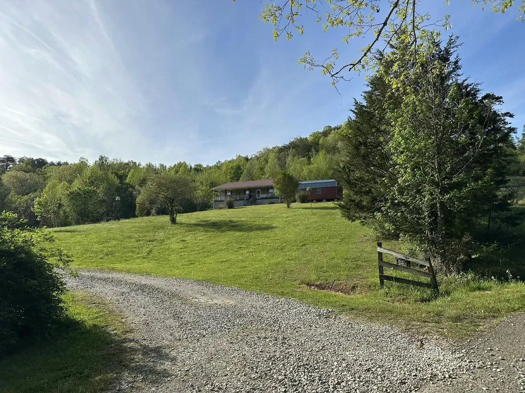 231 Cox Lane Williamsburg KY 40769