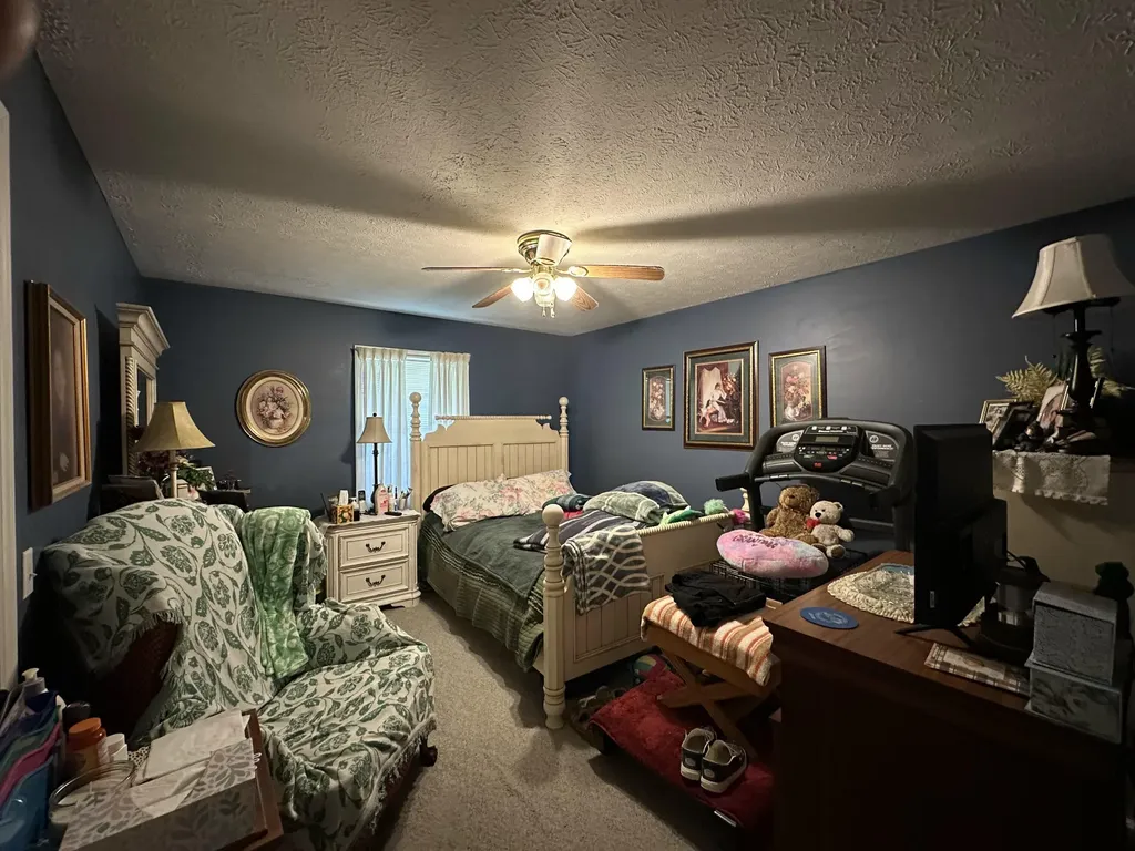 231 Cox Lane Williamsburg KY 40769